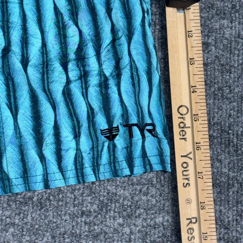TYR Swim Trunks Shorts Mens‎ XL Teal Blue Black Wavy Print Mesh Lined Drawstring